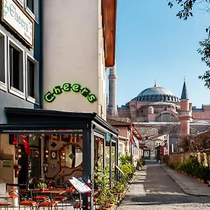 Cheers Estambul